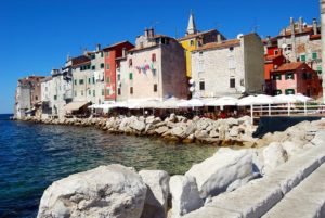 town-1812438_960_720